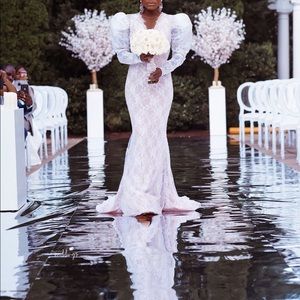 Gorgeous Evening gown